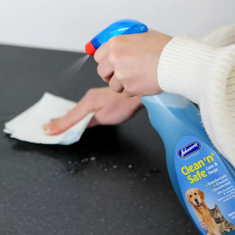 Johnson's Clean ‘n’ safe for Cats & Dogs - Image 4